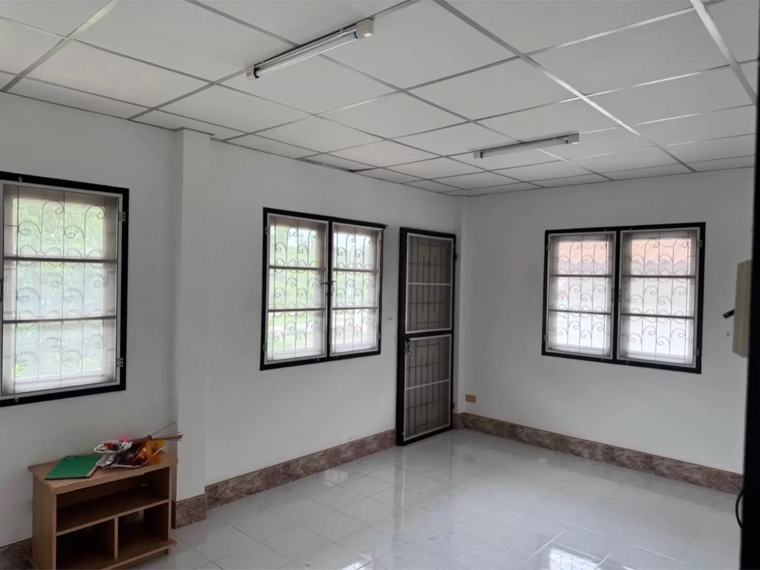 บ้านเดี่ยวสองชั้น หมู่บ้านสหกรณ์การเคหสถานราชนาวี1 ต พลูตาหลวง อ สัตหีบ จ ชลบุรี